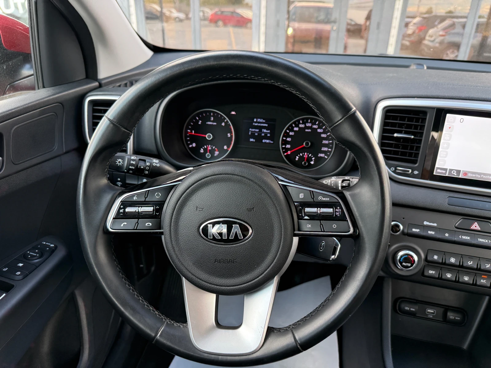 Kia Sportage 1.6 CRDI. ОРИГИНАЛНИ КИЛОМЕТРИ. ПЕРФЕКТЕН!, снимка 7 - Автомобили и джипове - 56023435