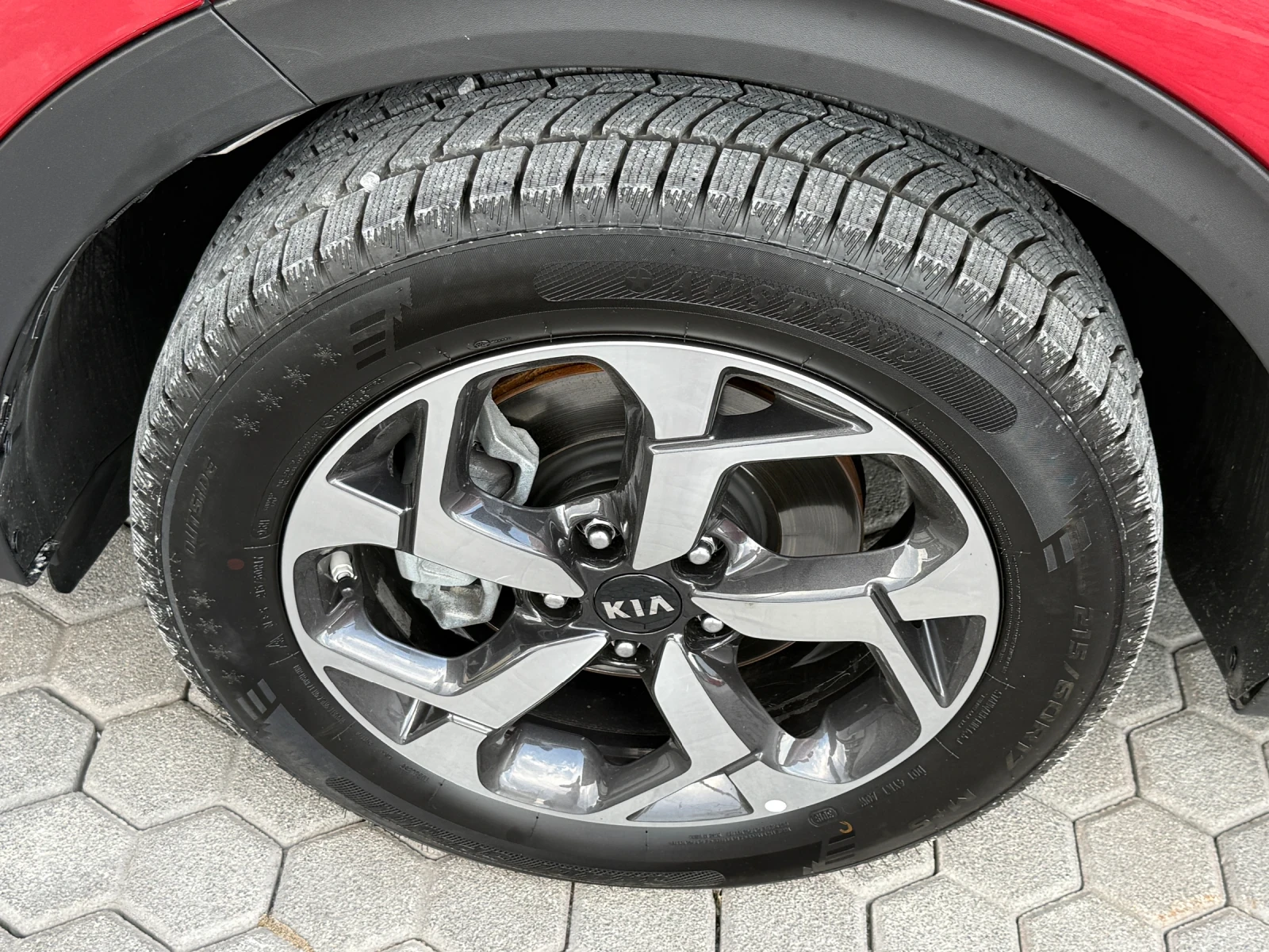 Kia Sportage 1.6 CRDI. ОРИГИНАЛНИ КИЛОМЕТРИ. ПЕРФЕКТЕН!, снимка 15 - Автомобили и джипове - 56023435