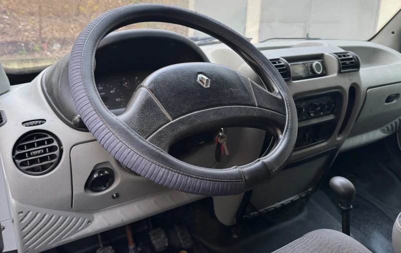 Renault Master 2.5 DCI KЛИМАТИК МАКСИ БАЗА, снимка 9 - Бусове и автобуси - 52888310