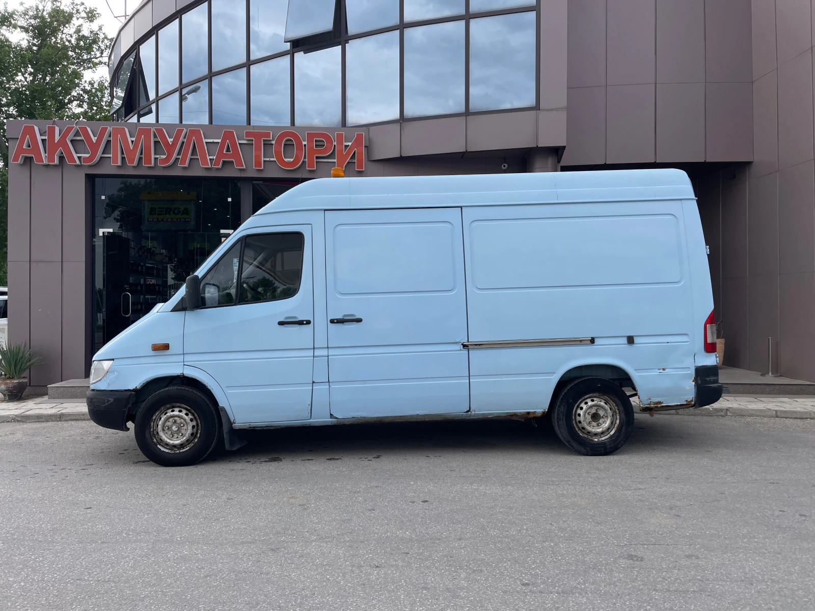 Mercedes-Benz Sprinter 311CDI-110к.с - изображение 3