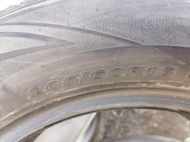 Гуми Летни 205/60R16, снимка 14 - Гуми и джанти - 32080186