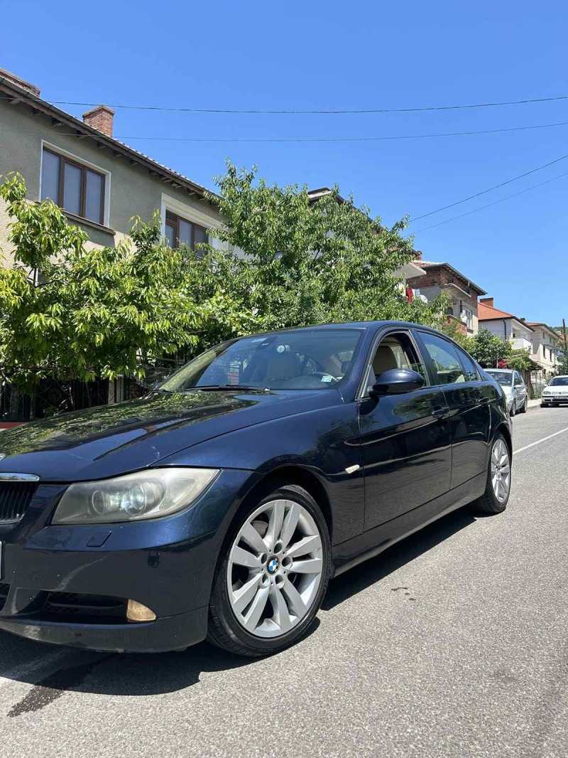 BMW 320, снимка 8 - Автомобили и джипове - 46086129