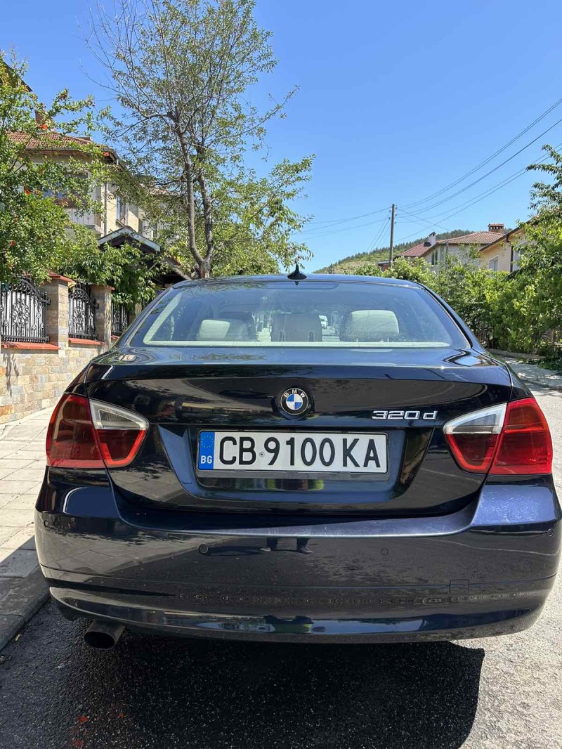 BMW 320, снимка 9 - Автомобили и джипове - 46086129