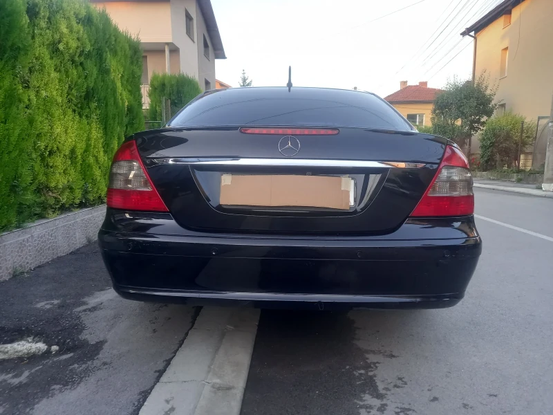 Mercedes-Benz E 200 200 CDi, снимка 15 - Автомобили и джипове - 47640608