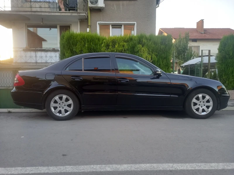 Mercedes-Benz E 200 200 CDi, снимка 17 - Автомобили и джипове - 47640608