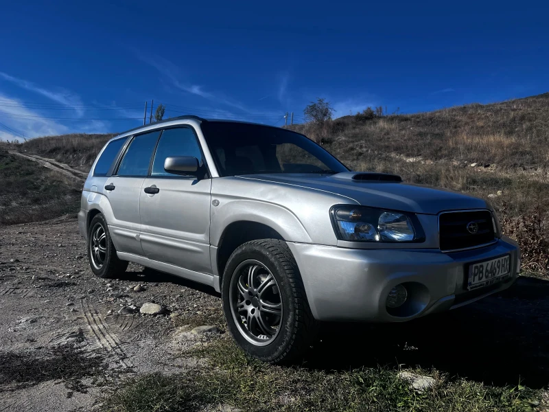 Subaru Forester Комби, снимка 2 - Автомобили и джипове - 48399894