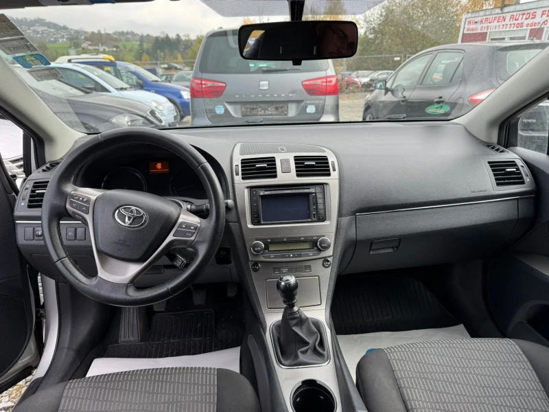 Toyota Avensis 2.2d4d , снимка 6 - Автомобили и джипове - 48167459