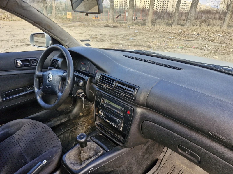 VW Passat 110к.с., снимка 9 - Автомобили и джипове - 49440181