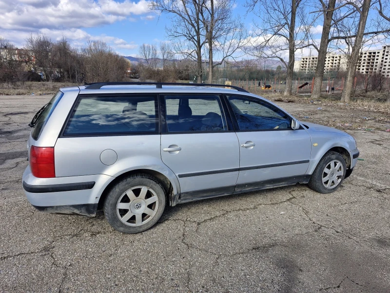 VW Passat 110к.с., снимка 8 - Автомобили и джипове - 49440181