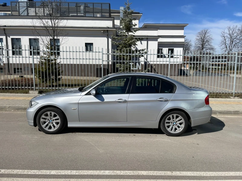 BMW 320 D, снимка 1 - Автомобили и джипове - 49449761