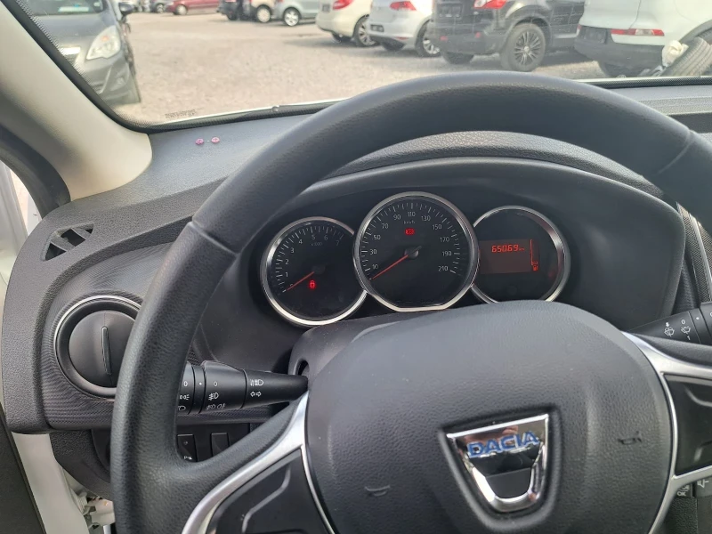 Dacia Sandero, снимка 8 - Автомобили и джипове - 49554884