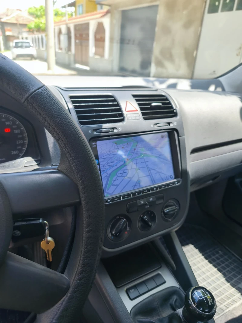 VW Golf Голф 5, снимка 8 - Автомобили и джипове - 51939631