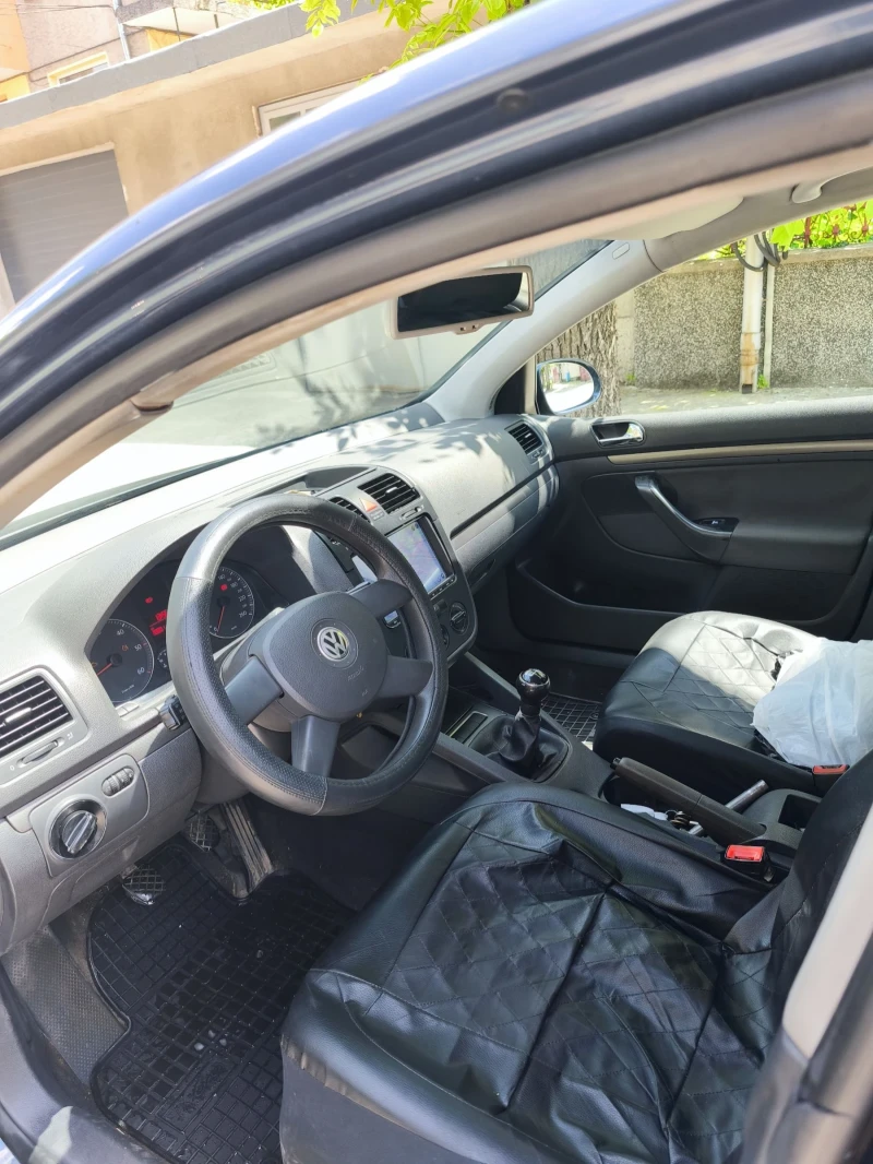 VW Golf Голф 5, снимка 3 - Автомобили и джипове - 51939631