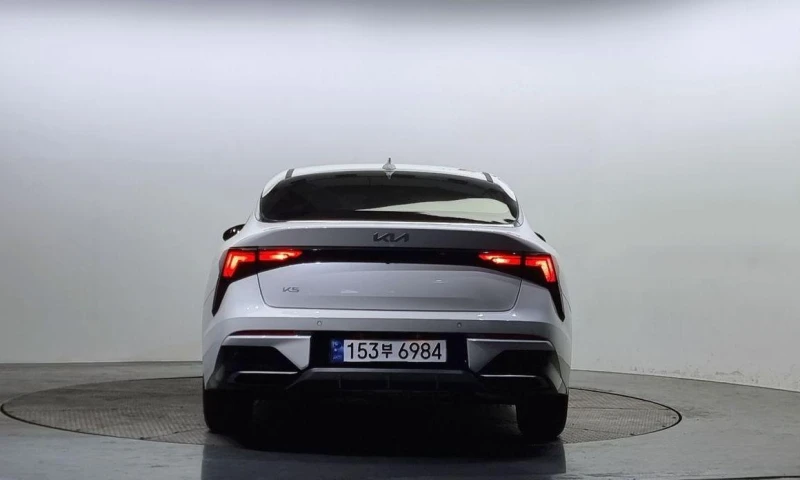 Kia K5 2.0 Noblesse * НАЙ-ДОБРА ЦЕНА В БЪЛГАРИЯ* , снимка 4 - Автомобили и джипове - 52357552