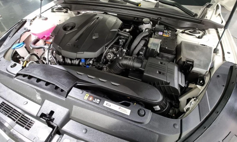 Kia K5 2.0 Noblesse * НАЙ-ДОБРА ЦЕНА В БЪЛГАРИЯ* , снимка 6 - Автомобили и джипове - 52357552