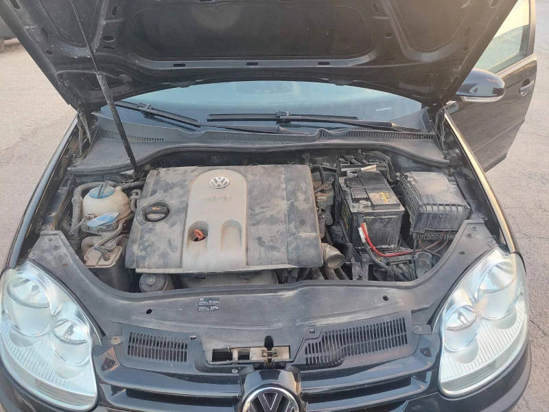 VW Golf, снимка 8 - Автомобили и джипове - 52747206