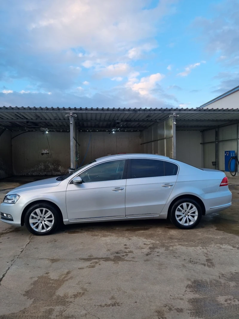 VW Passat 2.0tdi 170 коня DSG Автомат, keyless go, снимка 5 - Автомобили и джипове - 53036024