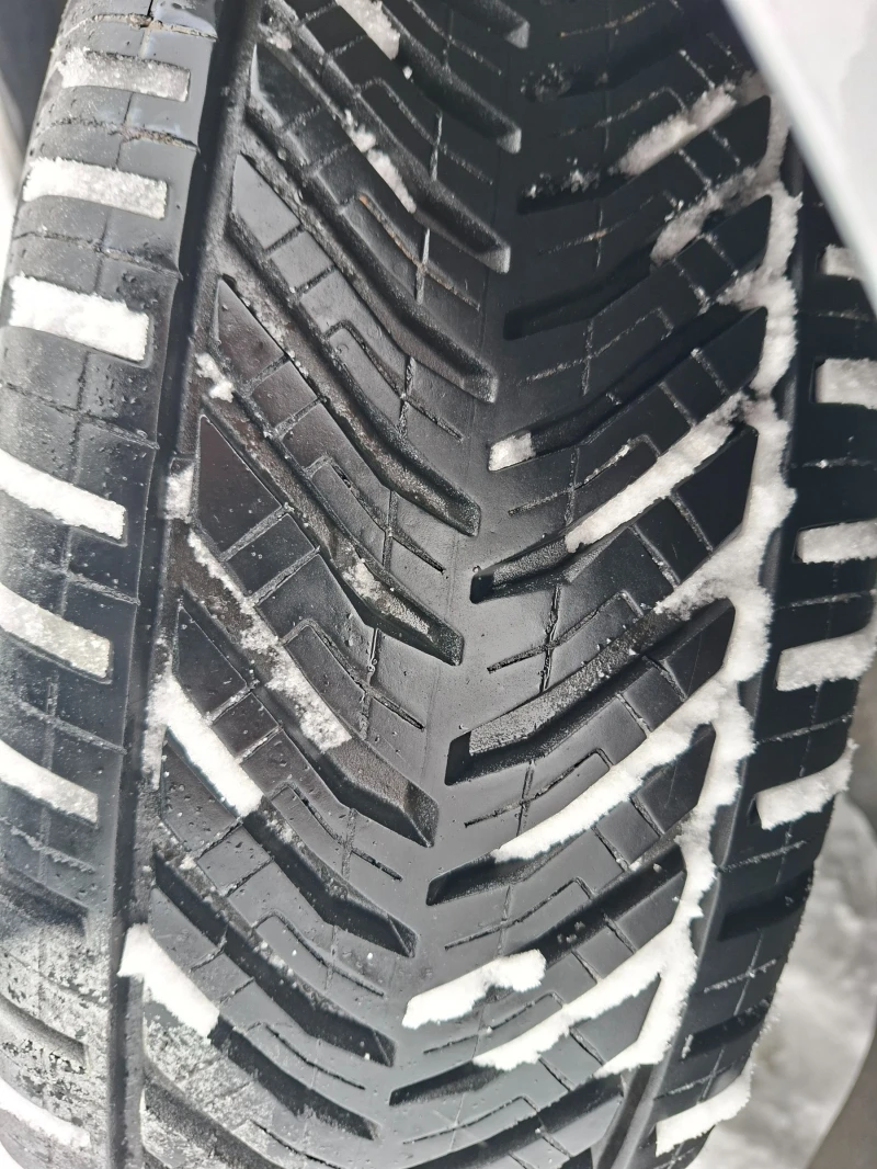 Peugeot 207 1.4 Клима Панорама топ, снимка 16 - Автомобили и джипове - 53328302