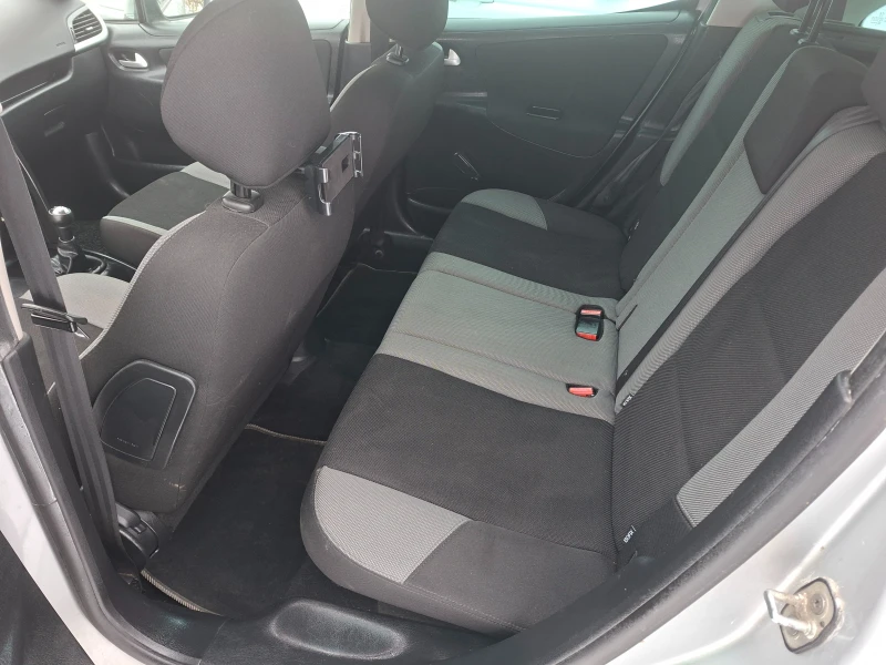 Peugeot 207 1.4 Клима Панорама топ, снимка 14 - Автомобили и джипове - 53328302