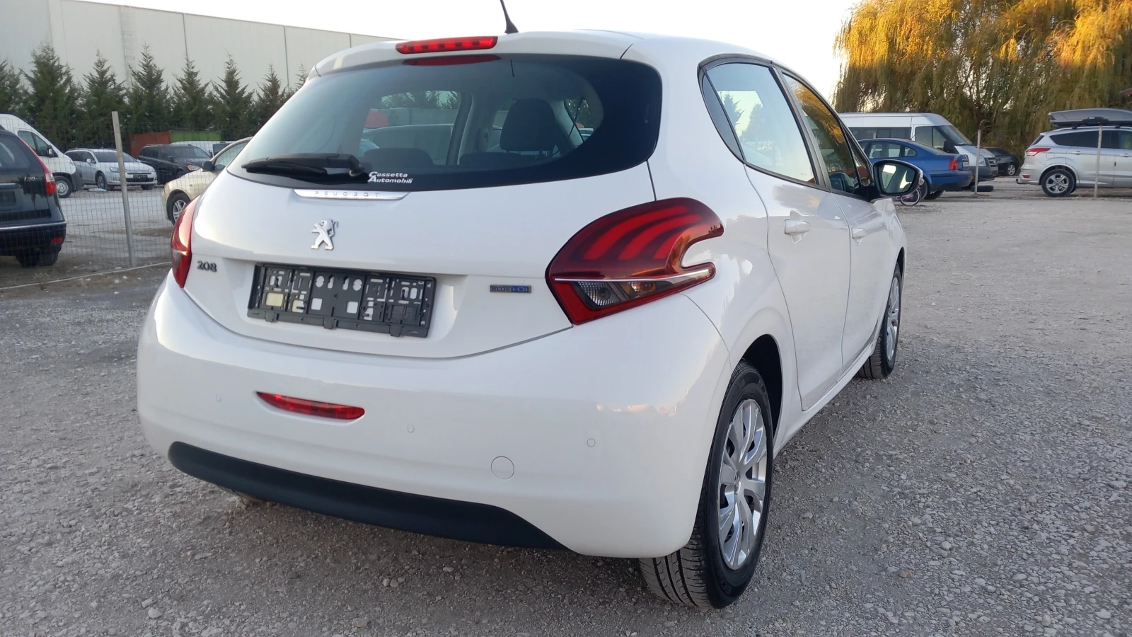 Peugeot 208 1.6HDI-EURO6 - изображение 4