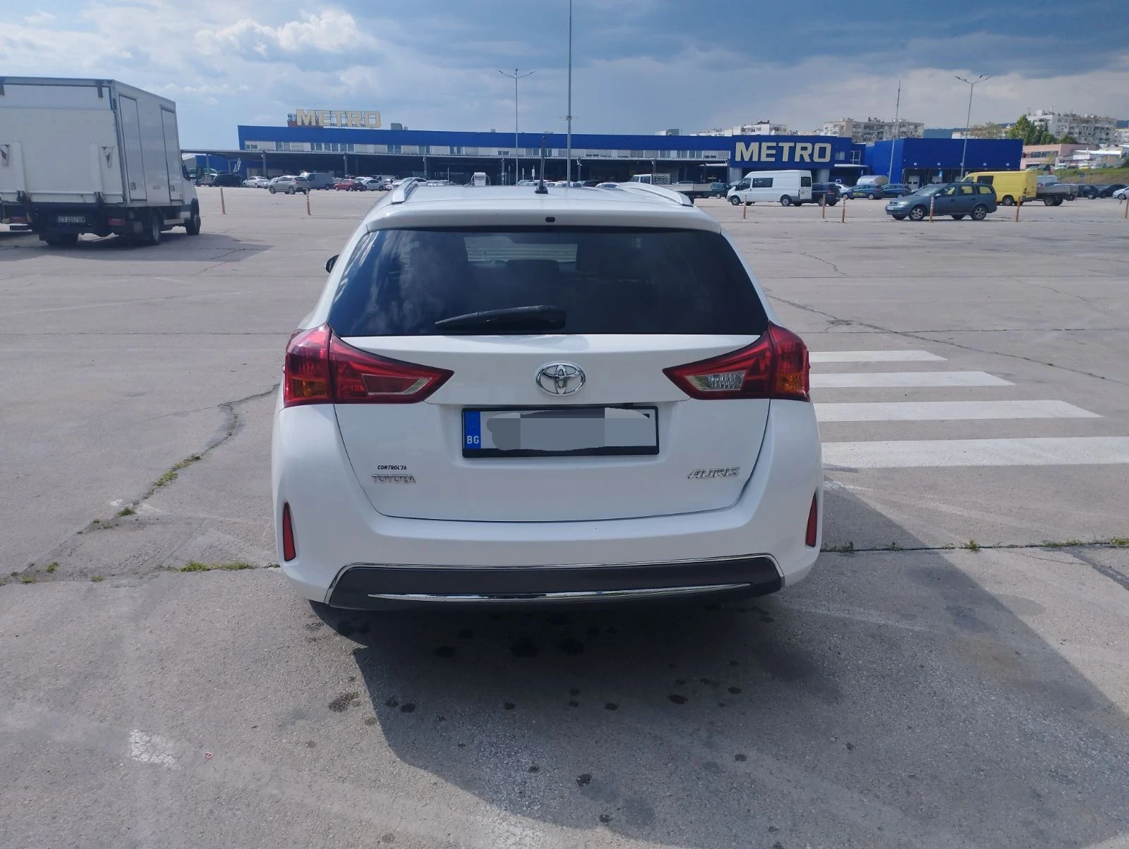 Toyota Auris  - изображение 8