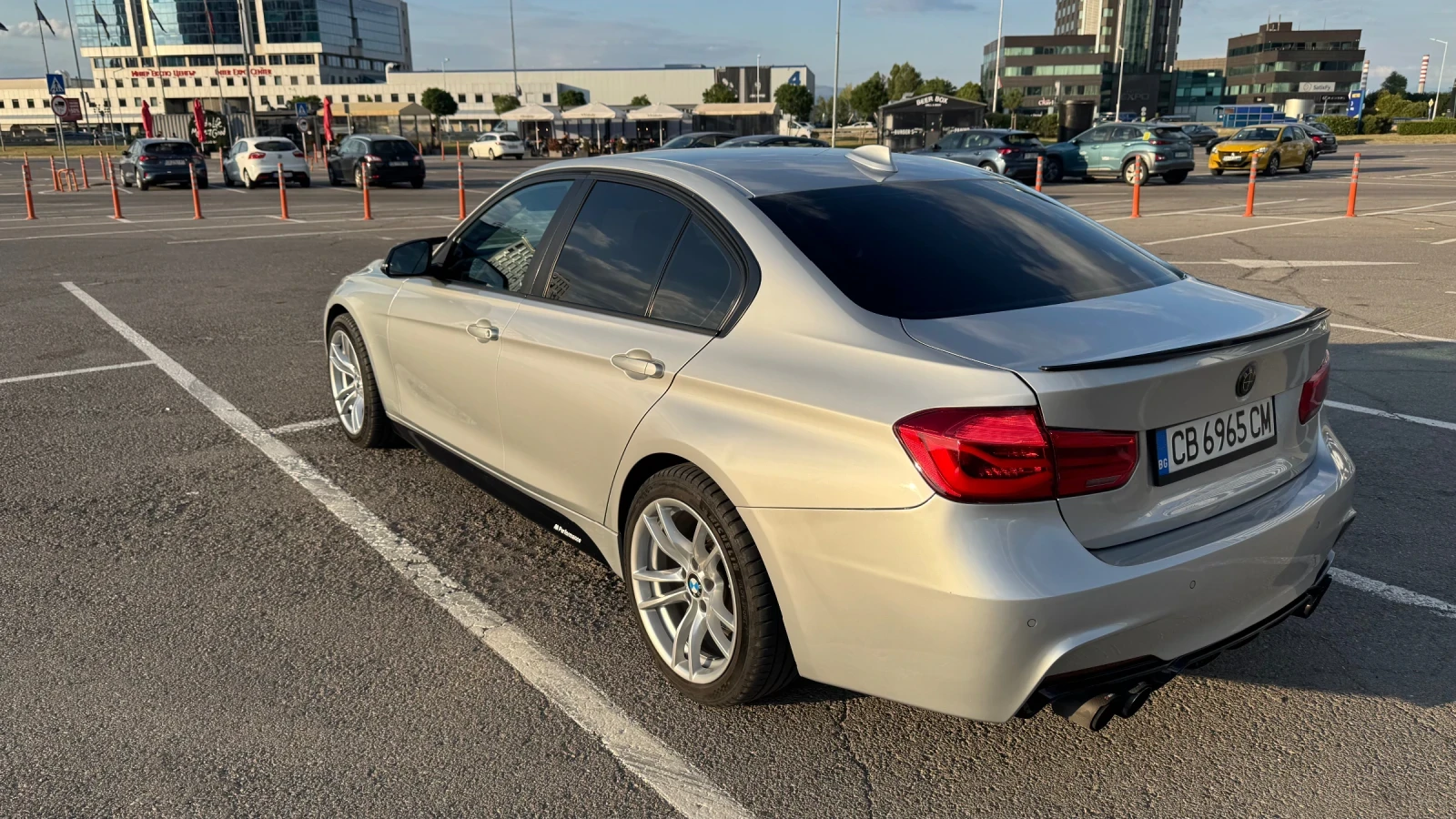 BMW 320 IXdrive - изображение 4