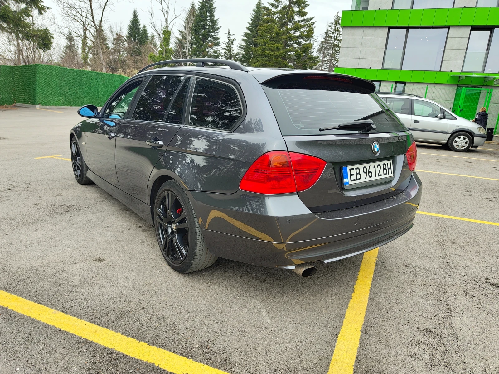 BMW 318 e91 - изображение 8