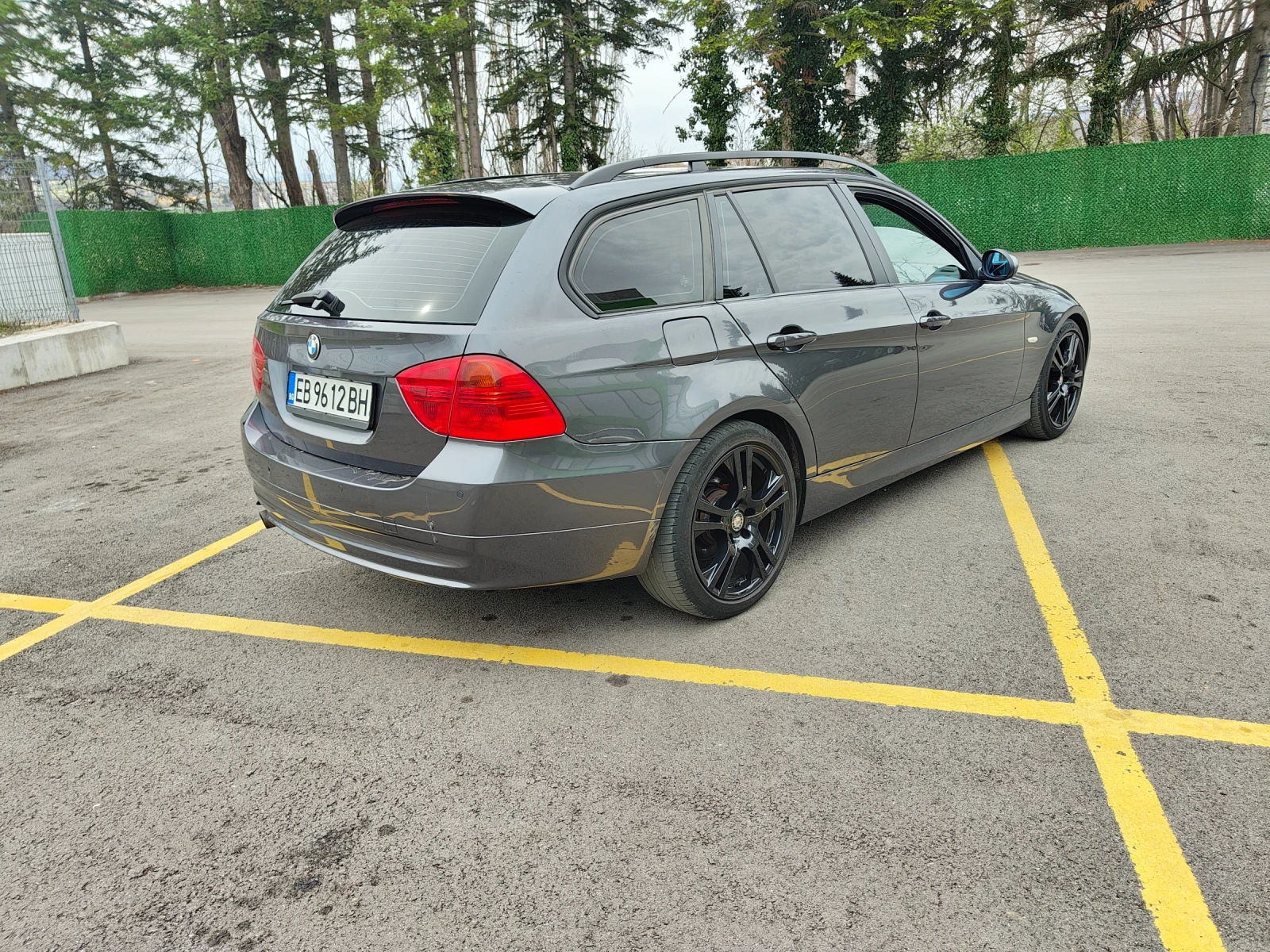 BMW 318 e91 - изображение 6