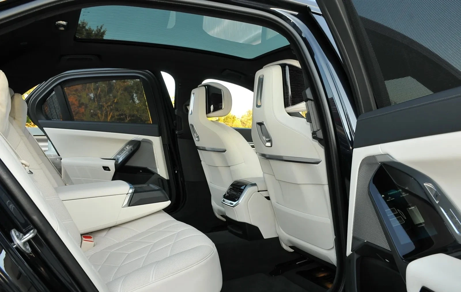 BMW 740 d xDrive M-Sport paket | Mobile.bg   13