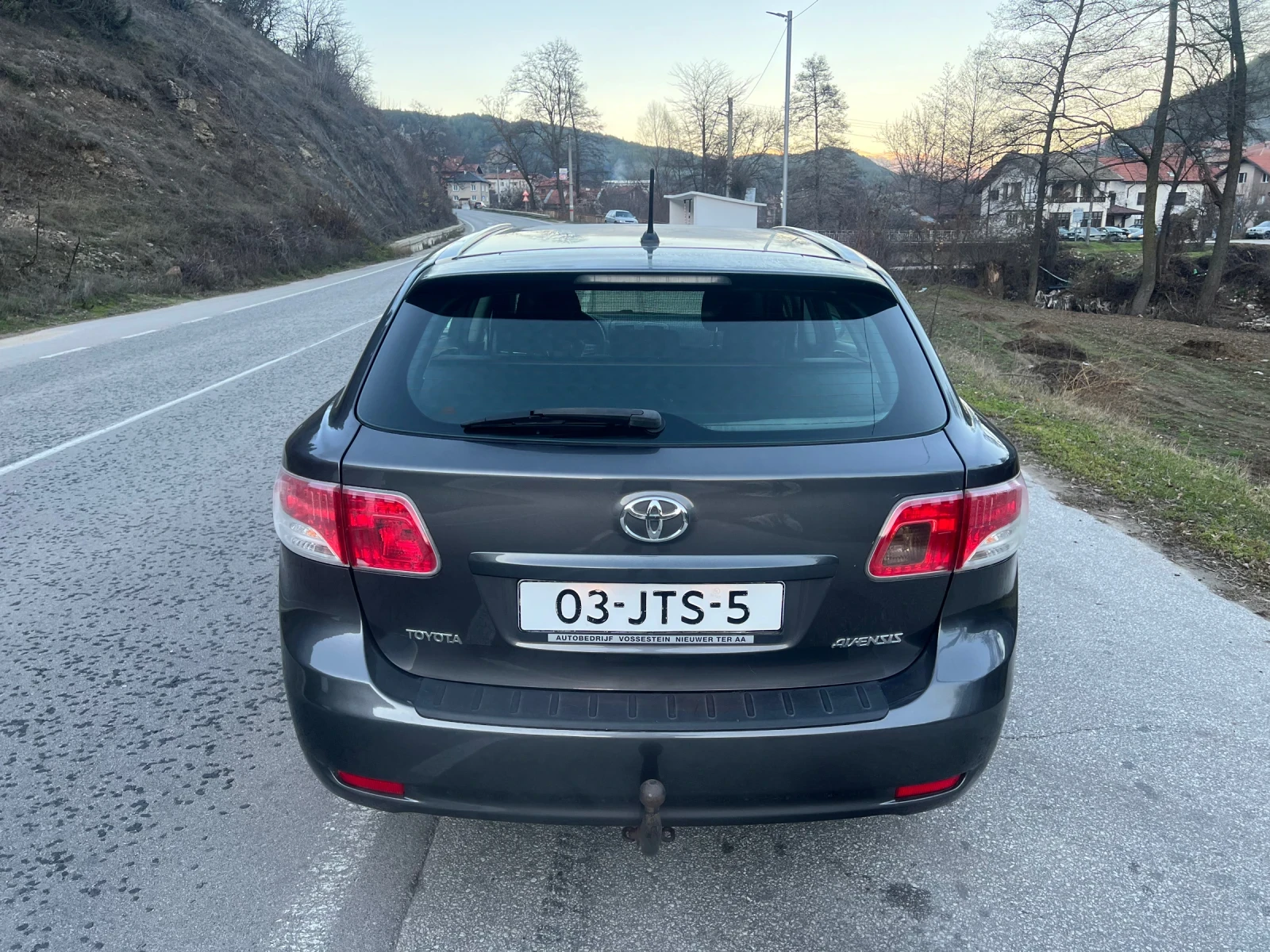 Toyota Avensis 1.8* ������* ���������* �������� | Mobile.bg � ����������� 6