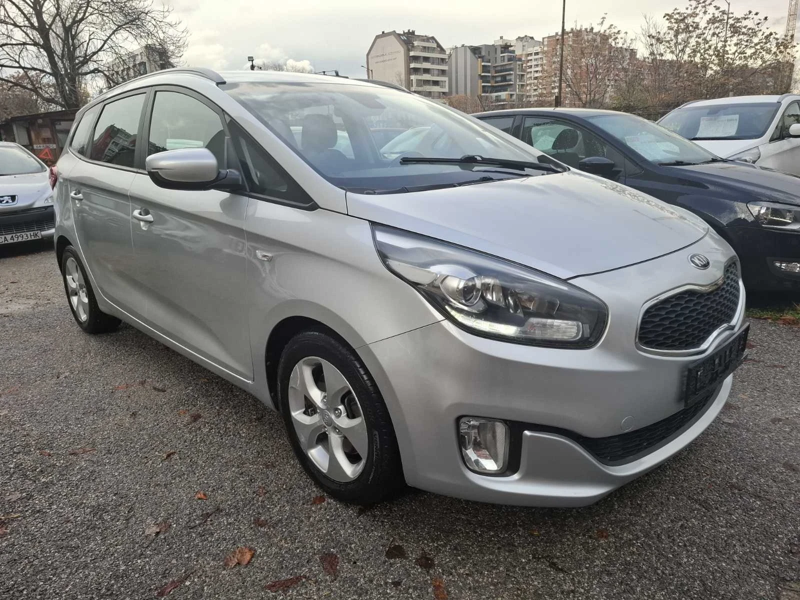 Kia Carens 1.7 7  | Mobile.bg   3