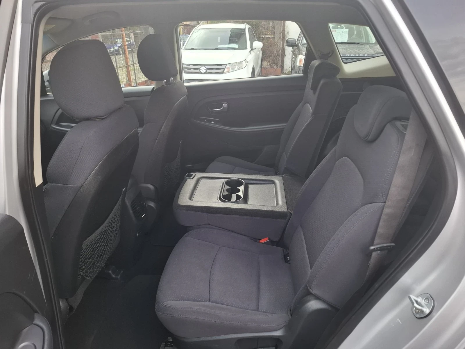 Kia Carens 1.7 7  | Mobile.bg   10