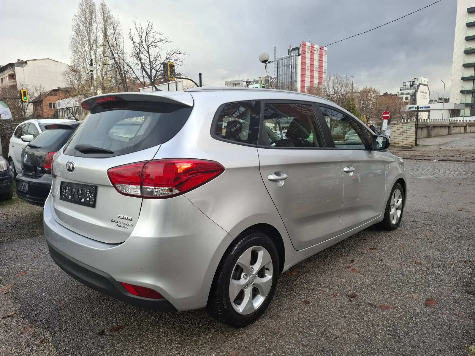Kia Carens 1.7 7  | Mobile.bg   6