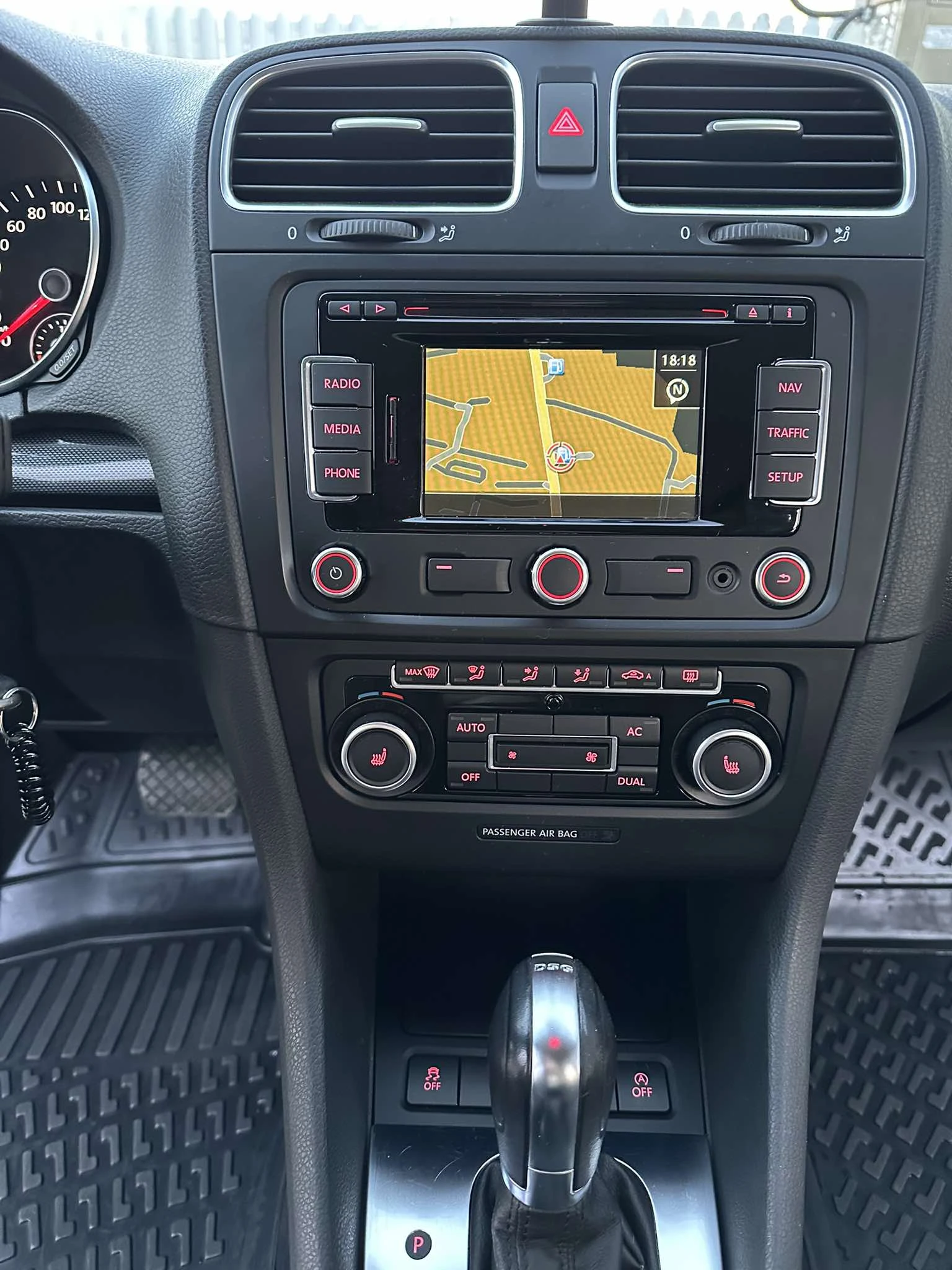 VW Golf SWIS - изображение 8