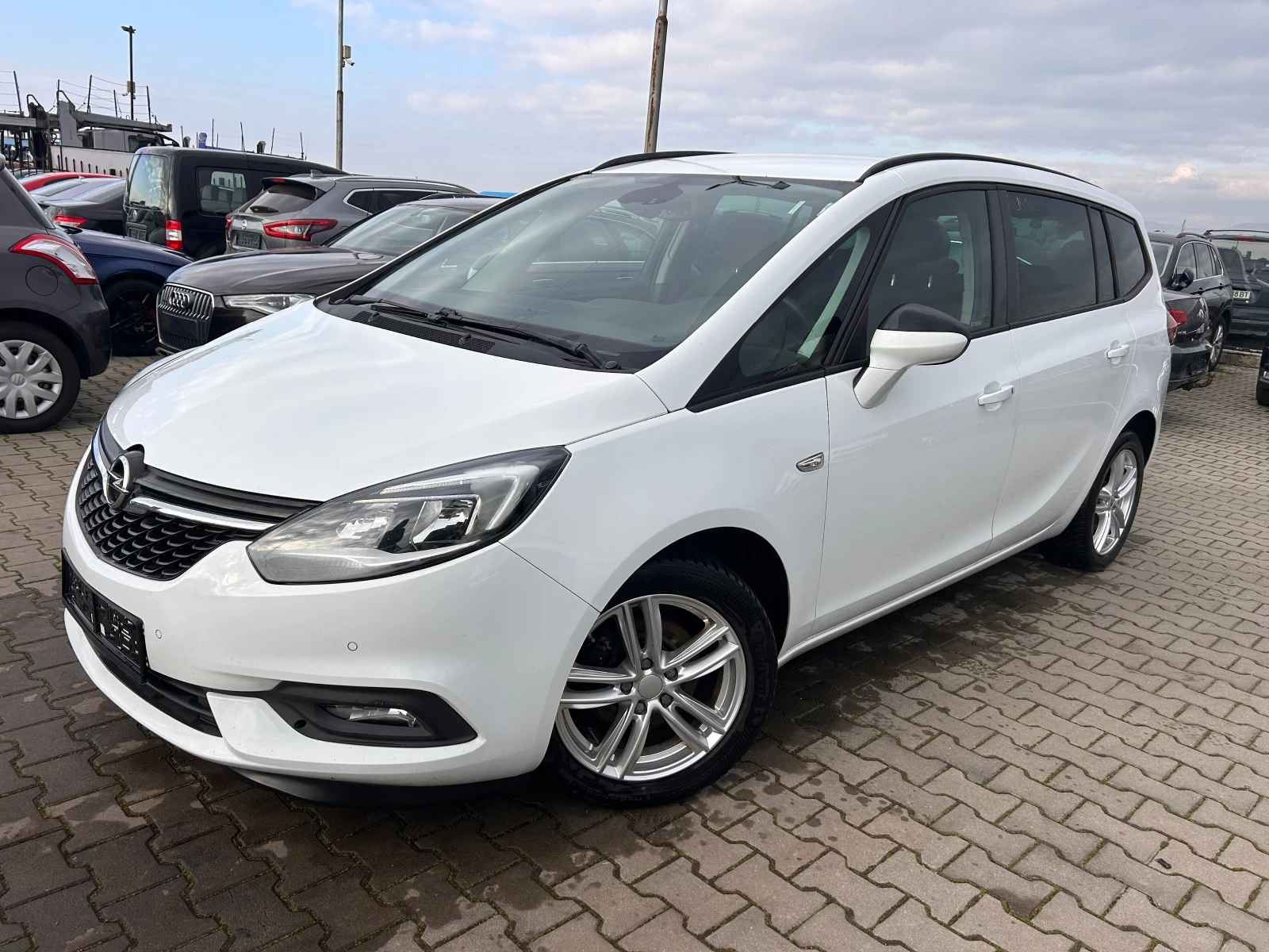 Opel Zafira 1.6METAN NAVI/KAMERA EURO 6 | Mobile.bg � ����������� 1