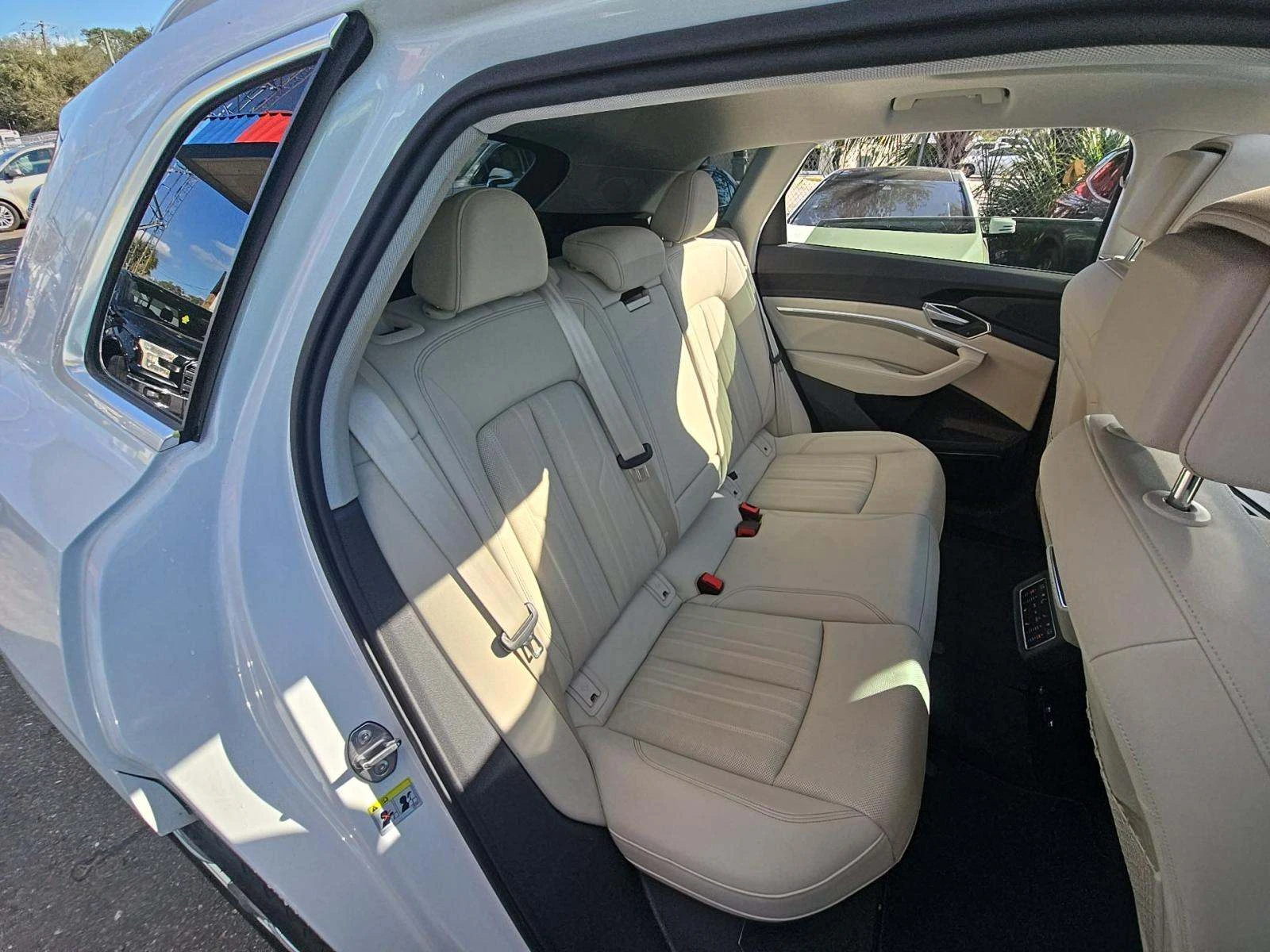 Audi E-Tron Premium Plus | Mobile.bg � ����������� 13