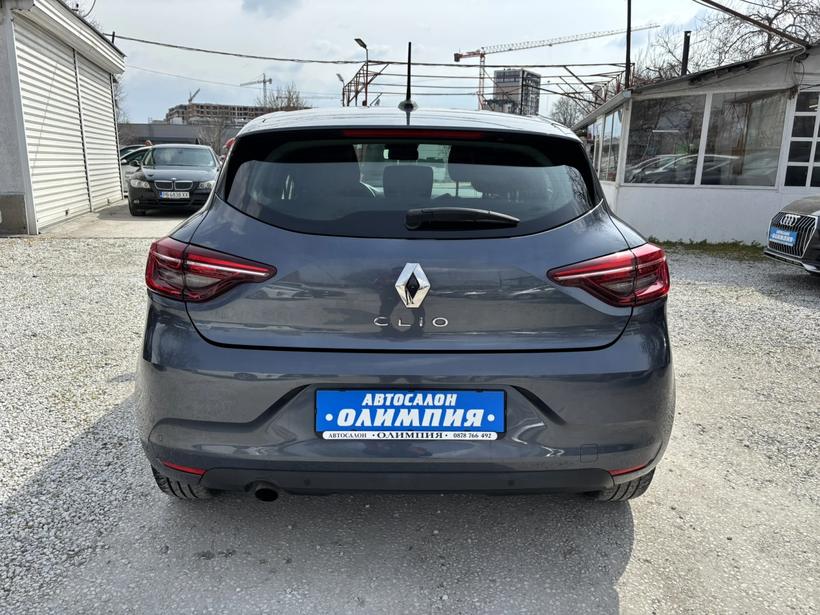 Renault Clio 1.0 - Бензин/Газ, снимка 4 - Автомобили и джипове - 53925670