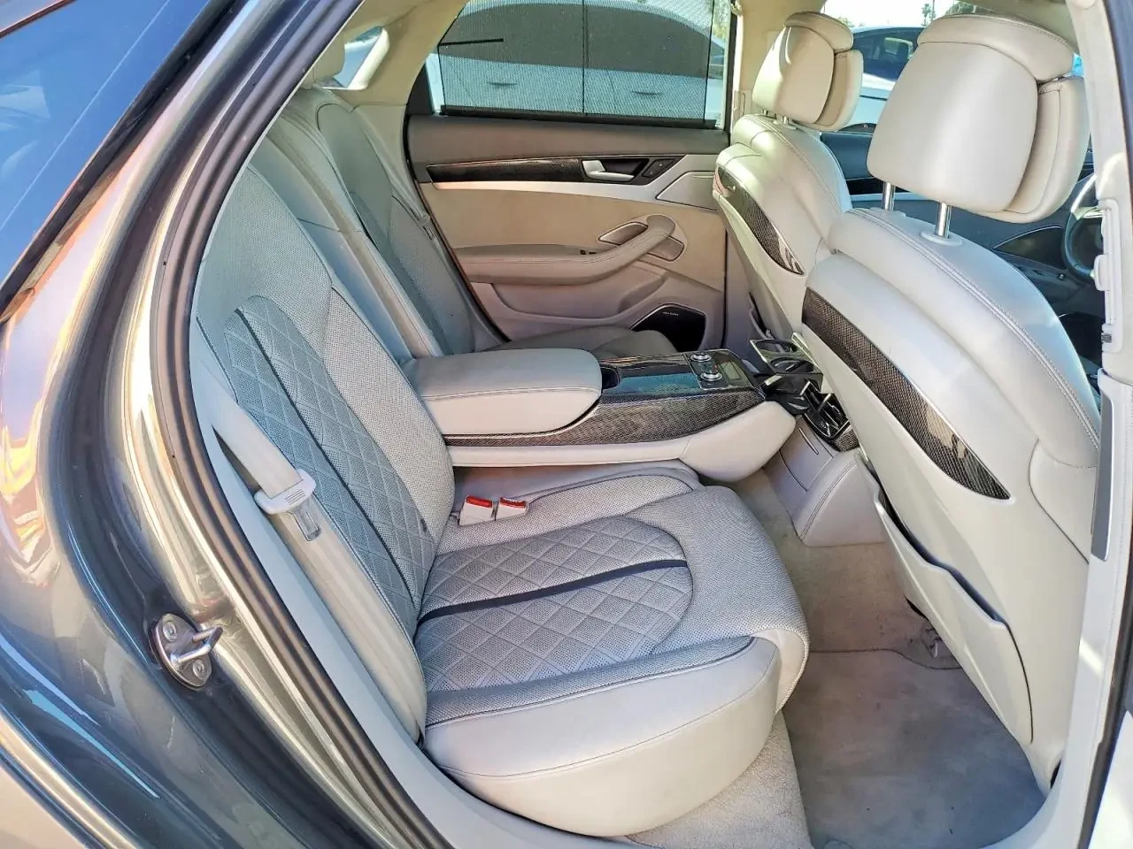 Audi S8 QUATTRO | Mobile.bg � ����������� 9