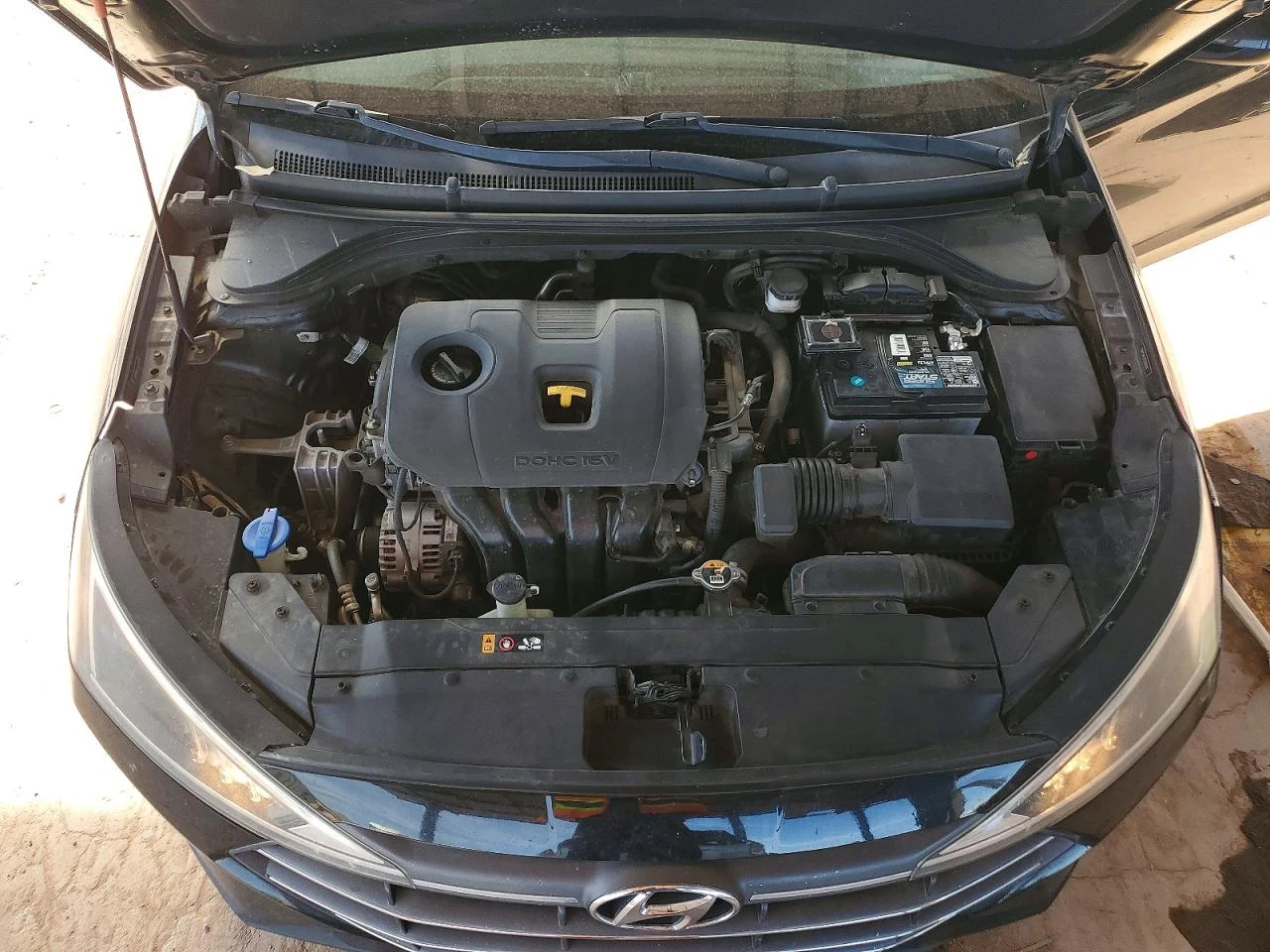 Hyundai Elantra 2.0* SEL* РЕАЛНИ КМ, снимка 11 - Автомобили и джипове - 54158418