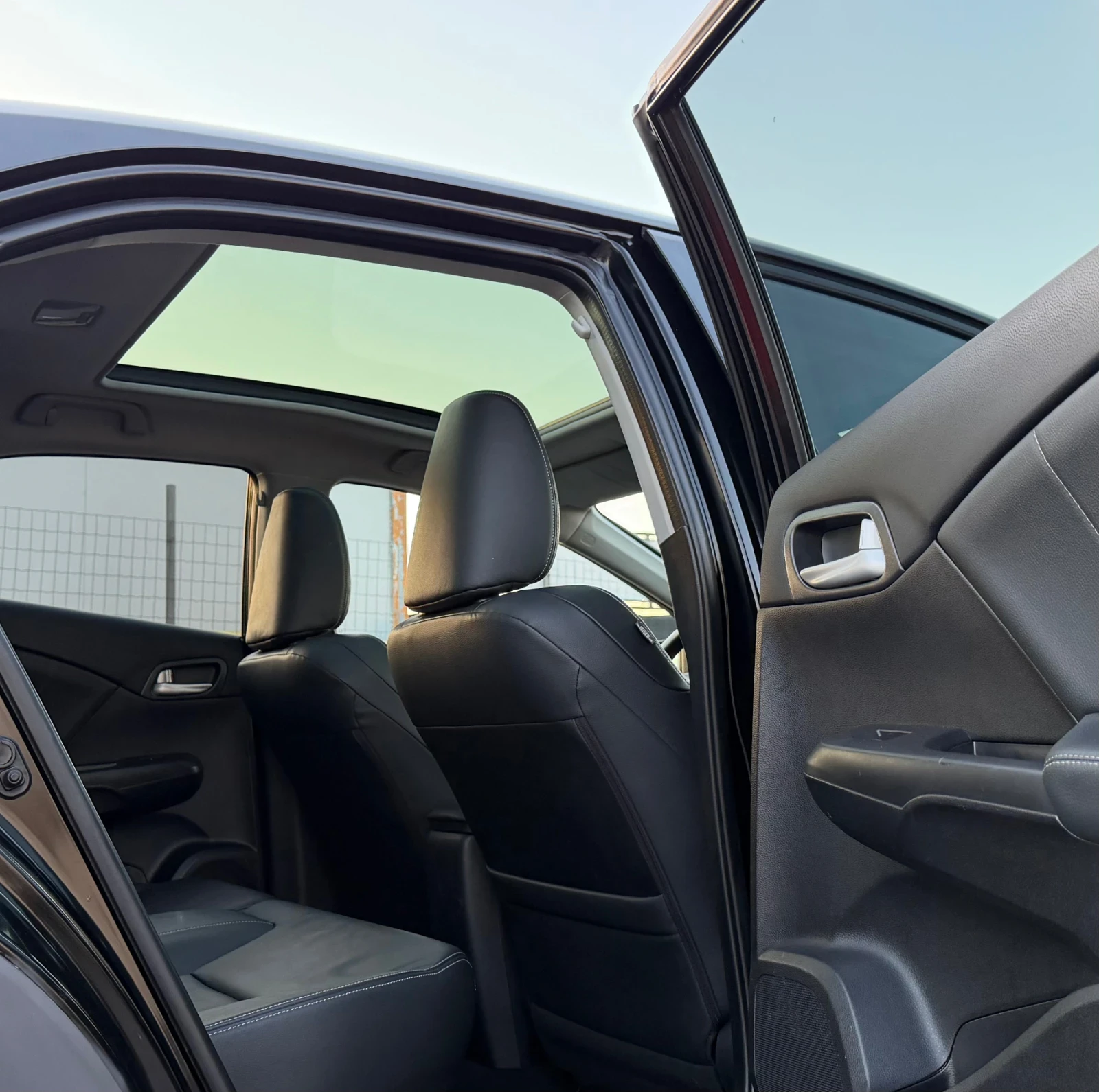 Honda Civic 1.8i Executive ���� �������� ��������� ���� ����! | Mobile.bg � ����������� 11