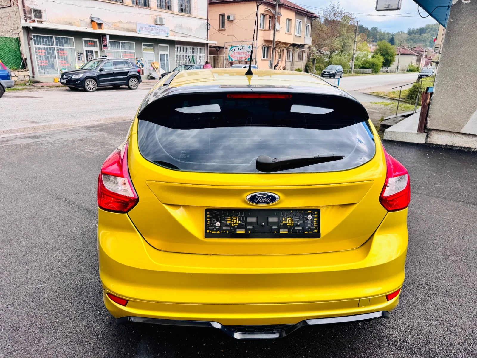 Ford Focus 1.6Tdci* STline* UNIKAT* , снимка 5 - Автомобили и джипове - 54379869