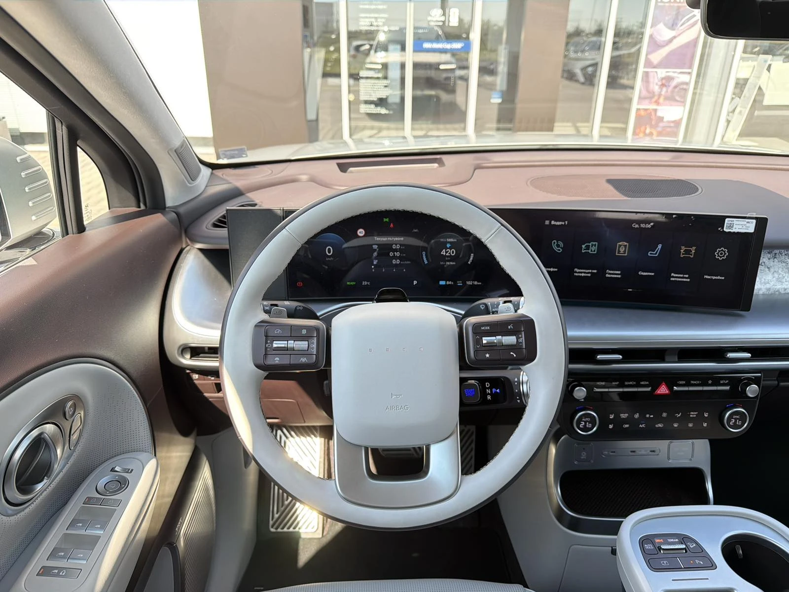 Hyundai IONIQ 9  Calligraphy Performance Sunroof EV, снимка 10 - Автомобили и джипове - 54879124