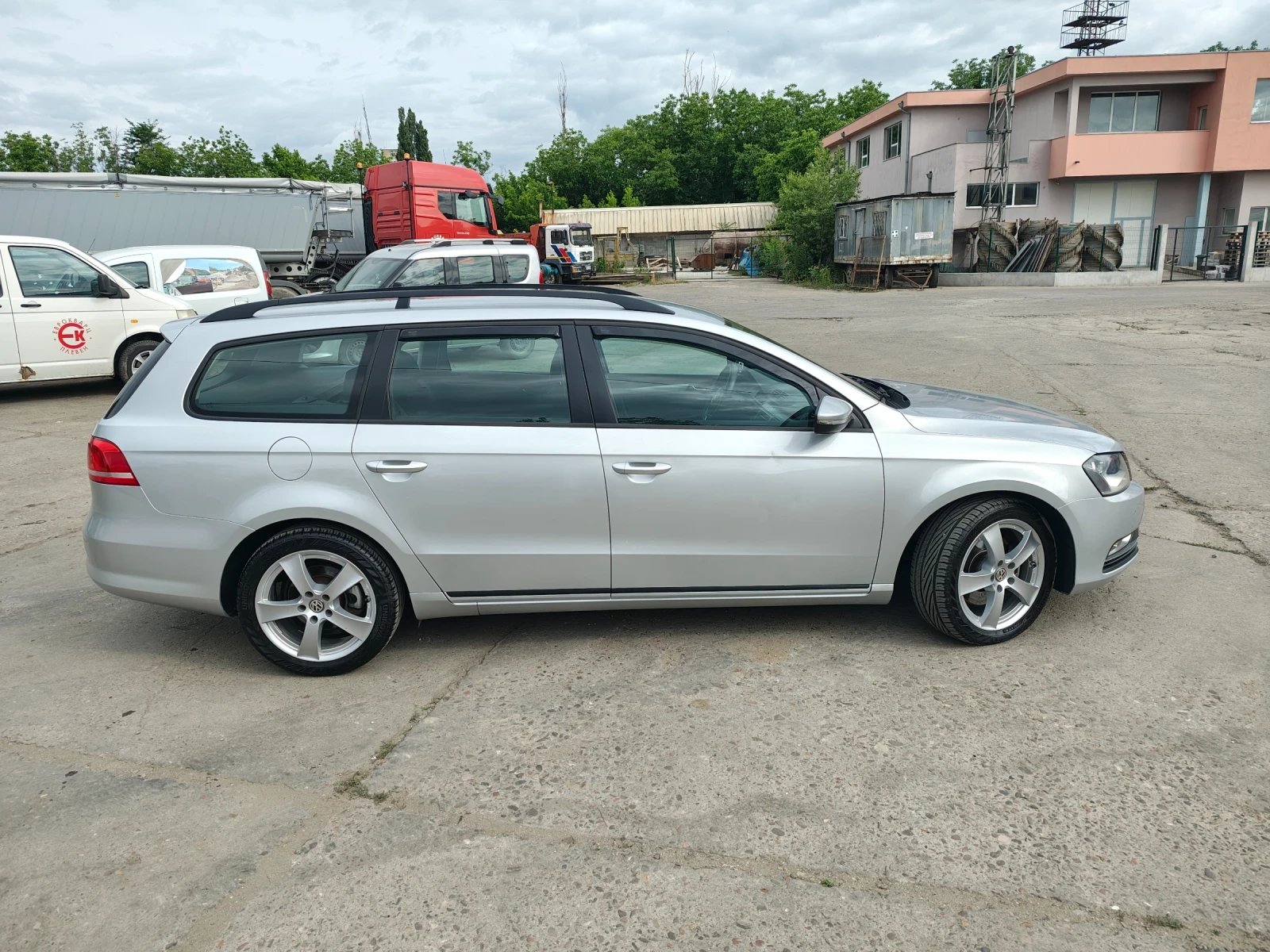 VW Passat, снимка 3 - Автомобили и джипове - 54886659