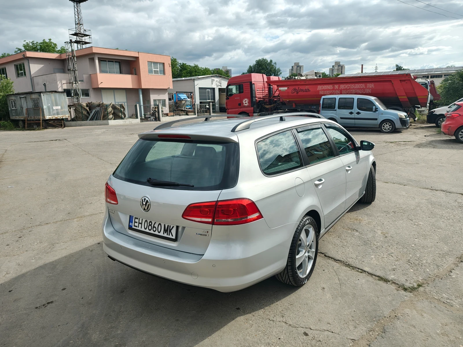 VW Passat, снимка 4 - Автомобили и джипове - 54886659