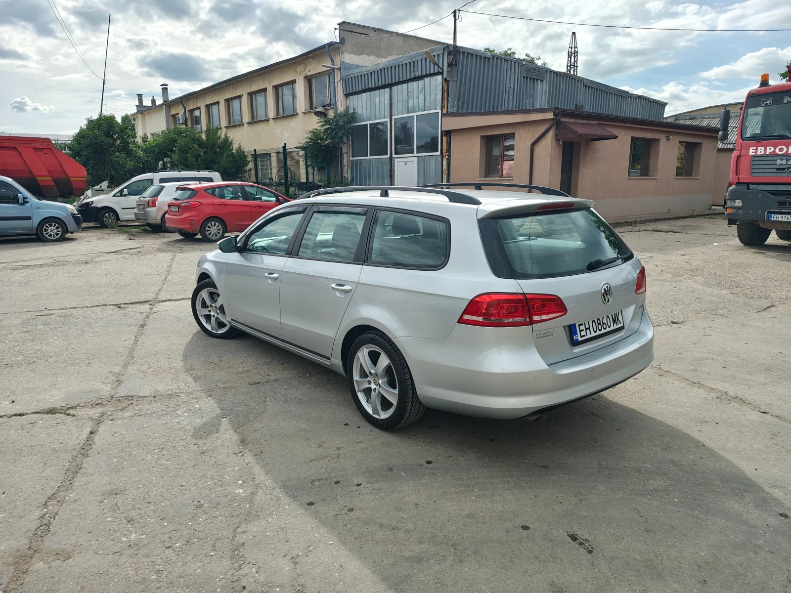 VW Passat, снимка 6 - Автомобили и джипове - 54886659