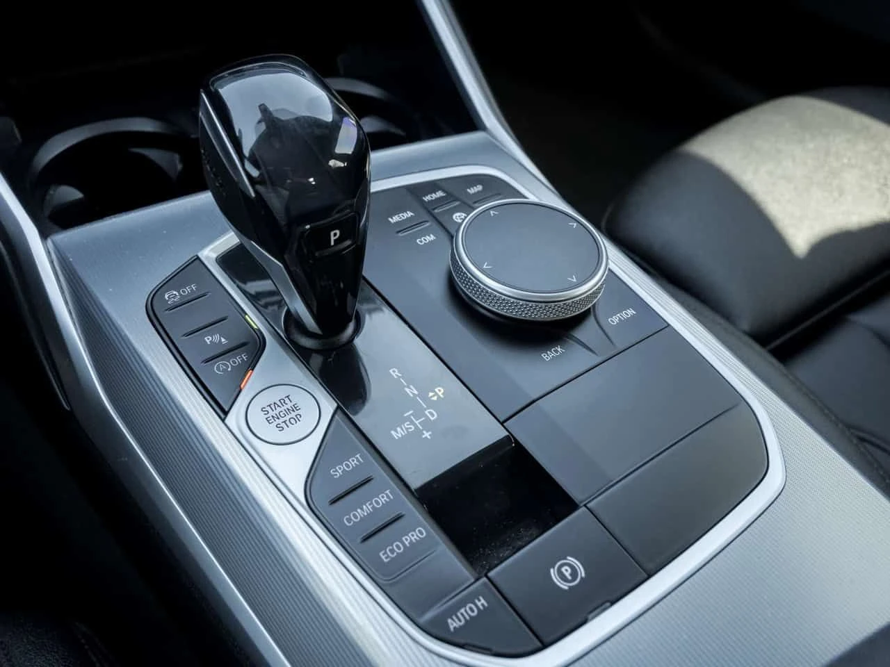 BMW 330 * 330i xDrive Premium Enhanced Sport NO Accidents , снимка 9 - Автомобили и джипове - 54894590