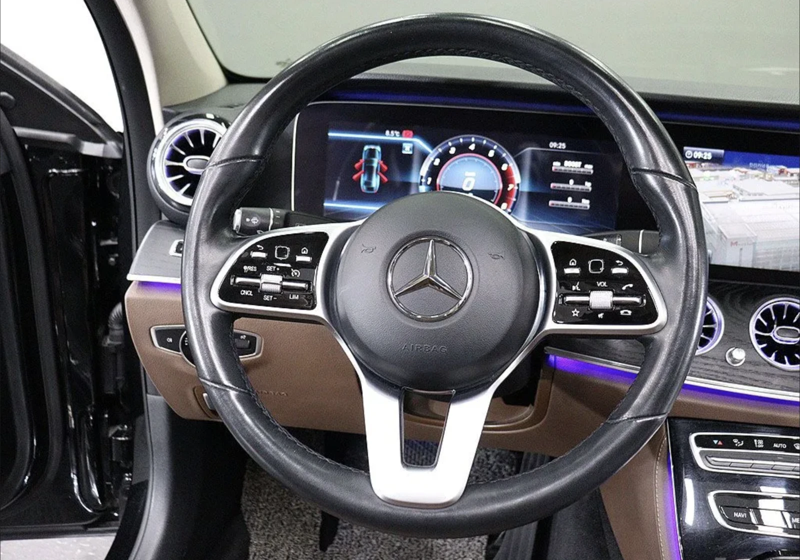 Mercedes-Benz E 300 E63 AMG ����� / O���� / BURMESTER / 360 ������ | Mobile.bg � ����������� 9