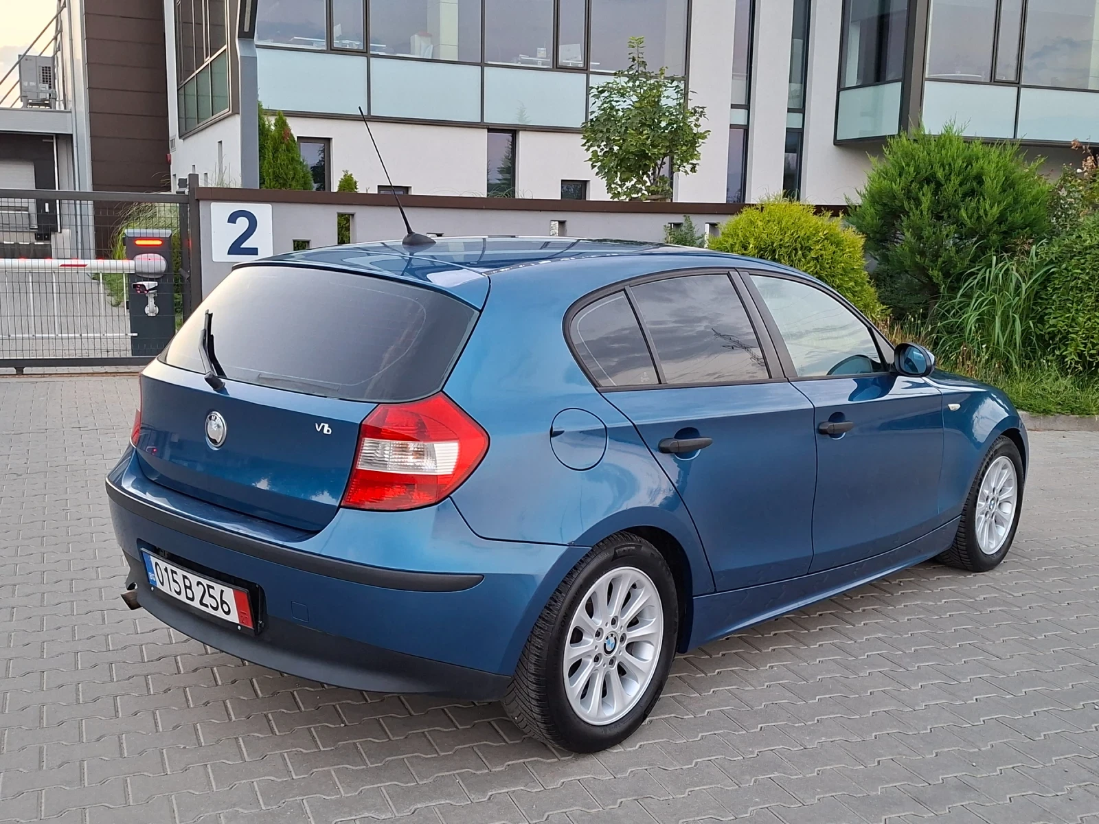 BMW 120 2.0D* (122кс)* FACELIFT* HOB BHOC* , снимка 14 - Автомобили и джипове - 55891700