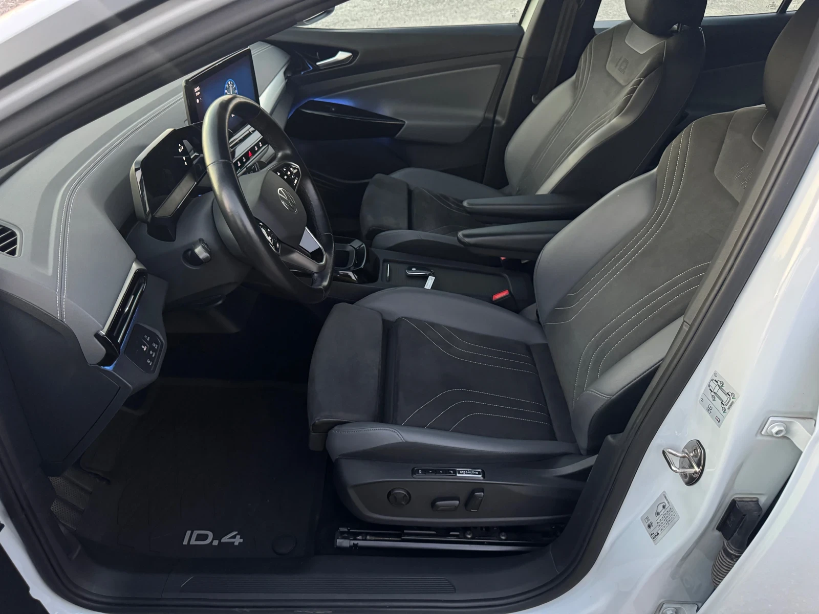 VW ID.4 82KWh PRO Swiss Full Service History , снимка 7 - Автомобили и джипове - 56140691