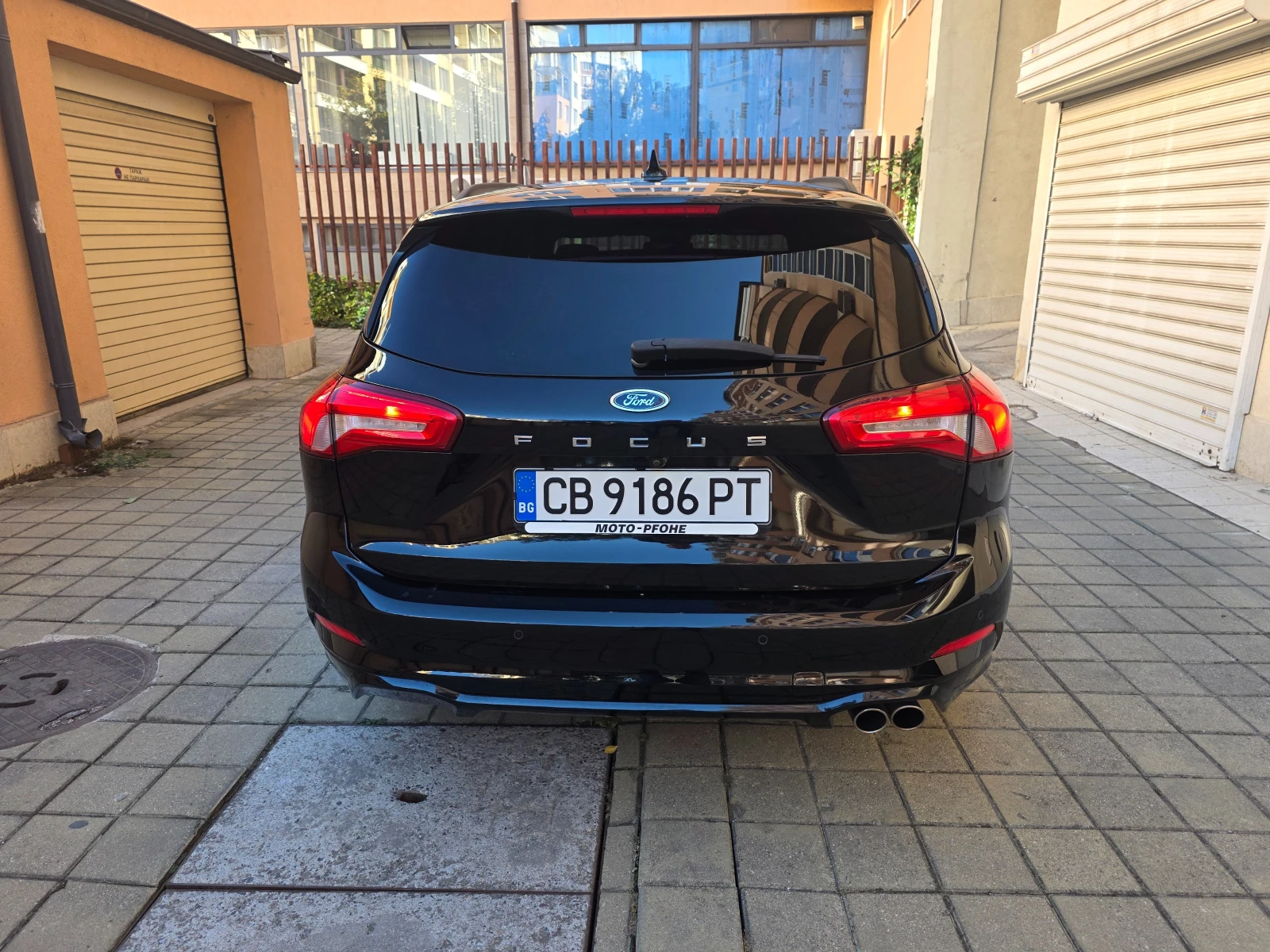 Ford Focus Автоматик, комби, ST-Line, снимка 6 - Автомобили и джипове - 56336671